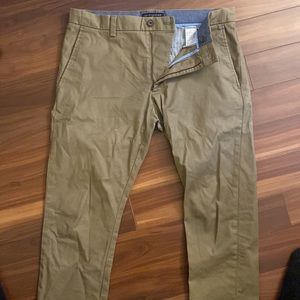 32x30 Banana Republic olive green/brown skinny chinos